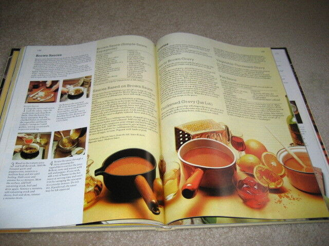 Cookery Course & Easy Entertaining Cookbooks - set of 2 in Other in Markham / York Region - Image 4