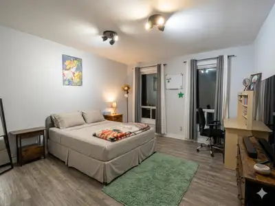 PLEASE READ FULL DESCRIPTION!! 1 Furnished room available near Bramlea city centre for 2 people from...