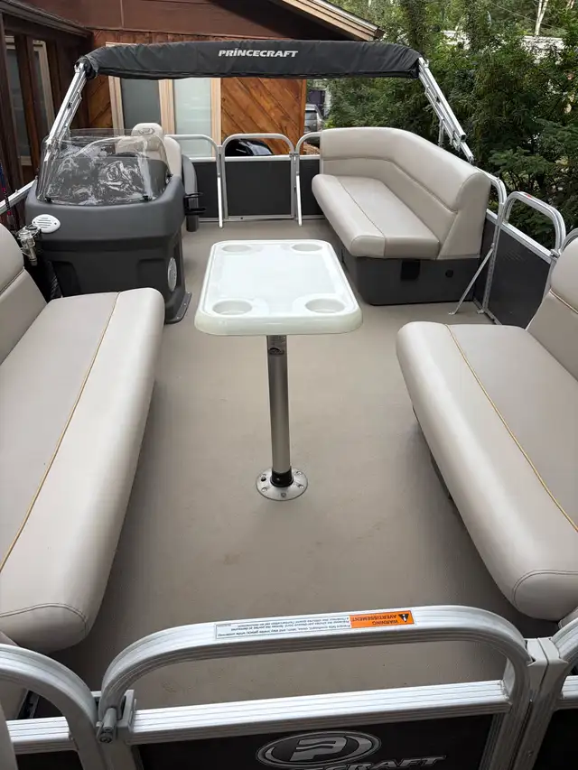 2019 Princecraft Jazz 210 pontoon boat in Personal Watercraft in Prince Albert - Image 6