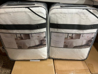 Twin/ XL Twin comforter set machine washable ( comforter, standa