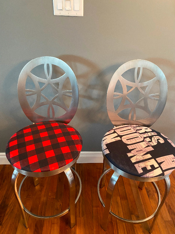 Trica Bar Stools in Other in Moncton - Image 3