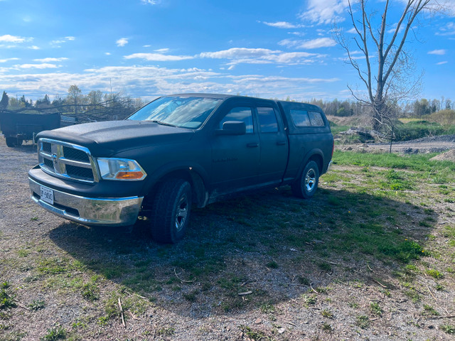 Dodge Ram 4x4 in Cars & Trucks in Ottawa