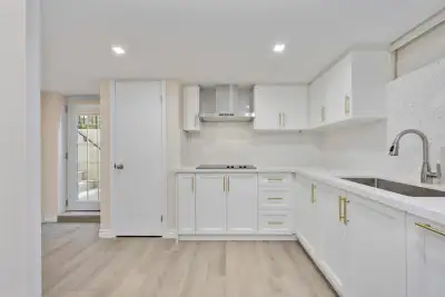 Your own cozy retreat in the heart of Whitby — Fully Furnished Walk in with nothing but your bags an...