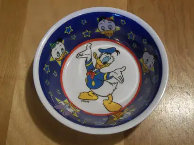 Bol pour enfant DISNEY HOME PRESENCE MONTREAL, View more