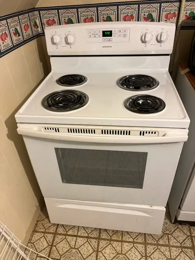Amana Electric Stove