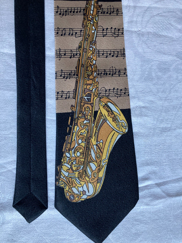 GOLD SAXOPHONE TIE Necktie Sax Music Band Instrument, Keystone in Men's in Calgary