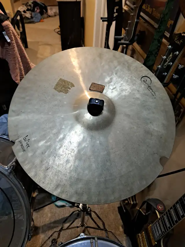 pearl Forum drumset in Drums & Percussion in Oshawa / Durham Region - Image 3