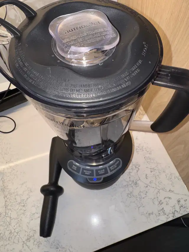 FOR SALE: UNUSED NutriBullet ZNBF30400ZC Blender – 1200W in Processors, Blenders & Juicers in Cambridge - Image 5