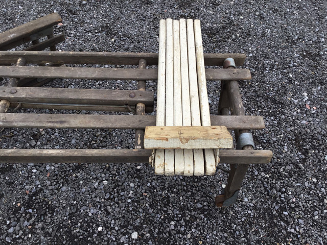 Vintage Wooden Wall Mounted Laundry Rack $75 in Home Décor & Accents in Trenton - Image 3