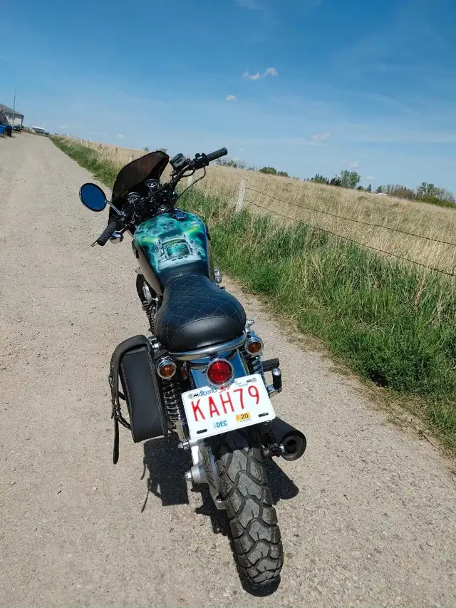 Yamaha XS750  in Street, Cruisers & Choppers in Lethbridge - Image 5
