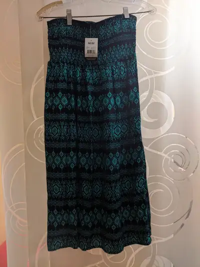 Ladies Skirts, View more