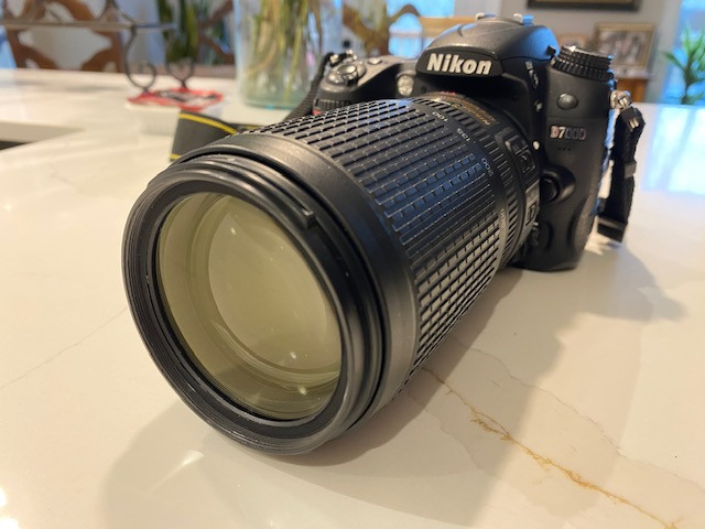 REDUCED Nikon D7000 with Nikkor 70-300 AF-S VR 4.5 - 5.6 G lens in Cameras & Camcorders in Oakville / Halton Region - Image 3