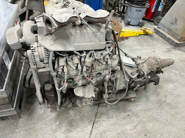 2008 Chevrolet 4.8 l motor and transmission  in Transmission & Drivetrain in Napanee