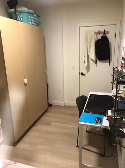 Looking for a place near Dalhousie University? This cozy, furnished room in a student-only apartment...