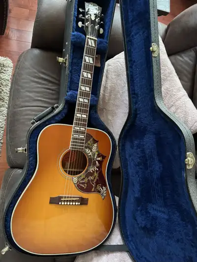 Gibson Hummingbird 2006, View more