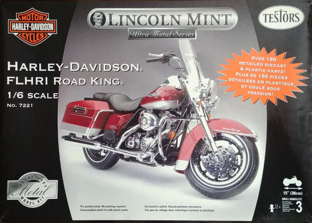 HARLEY DAVIDSON DIECAST MOTORCYCLE MODEL KIT 15" 1/6 SCALE MINT in Hobbies & Crafts in Winnipeg