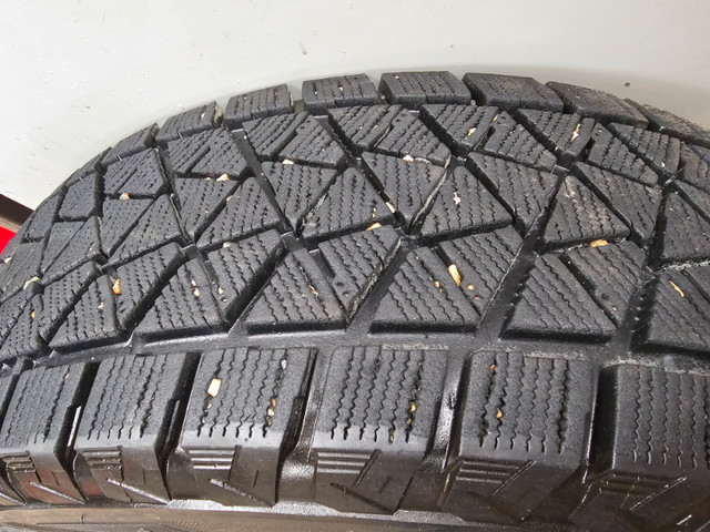 Winter Tires - Bridgestone Blizzaks - Like New 255/70R18 in Tires & Rims in Swift Current - Image 4