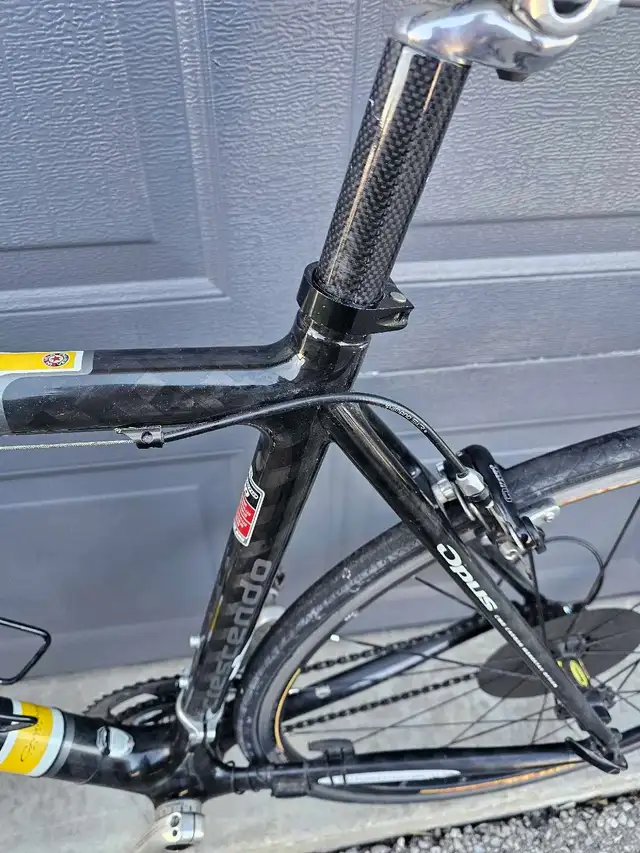 Opus Crescendo carbon fiber road bike  in Road in City of Toronto - Image 10