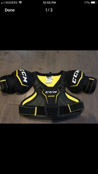 Boys’ CCM Hockey Chest/Shoulder Pads (Youth Small)