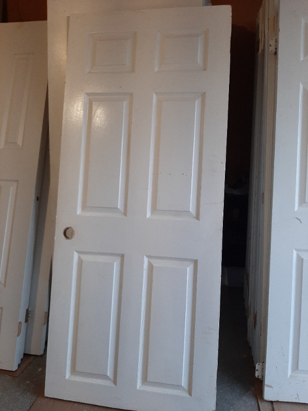 32"×75 3/4" -Semi solid six panel door in Windows, Doors & Trim in Mississauga / Peel Region - Image 2