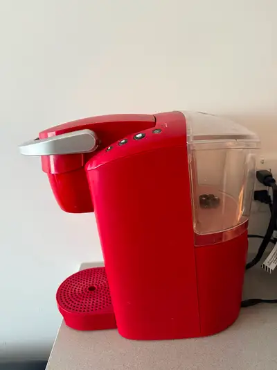 Machine à café Keurig rouge à vendre, View more