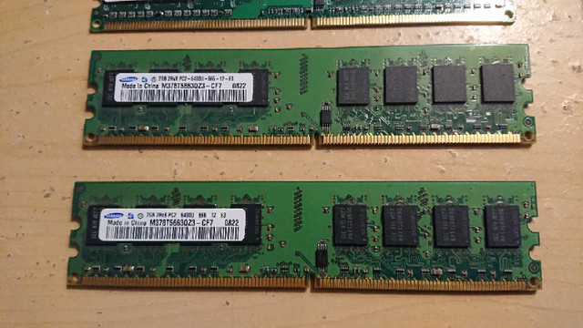 OBO Samsung 2GB DDR2 RAM PC2-6400 240-Pin DIMM Major/3rd in System Components in Thunder Bay