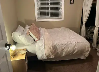 Available from December 15-April 15 All inclusive utilities, including wifi. Laundry included Use of...