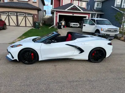2025 corvette convertible for sale. No time for it. Only 400kms. Full 3M, Ceramic coating. Not a mar...