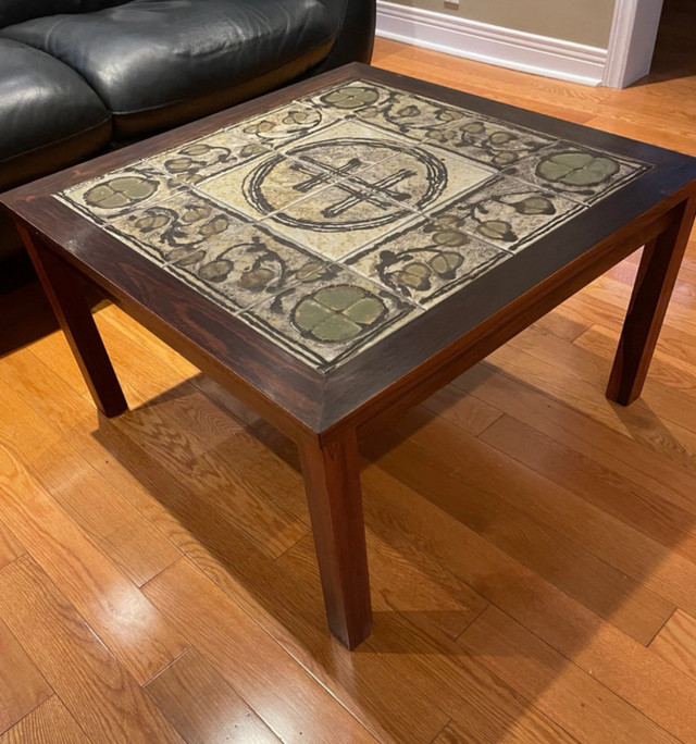 Coffee Table - Rosewood - MCM - Danish- Square ( Vintage 1960’s) in Coffee Tables in City of Toronto