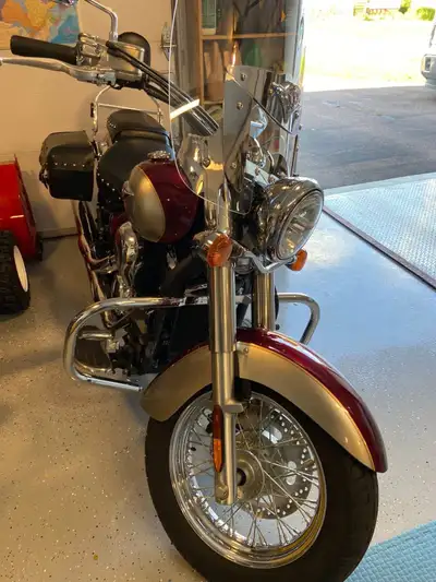 Great condition bike for sale. Low mileage. Best offer. Message for more info.