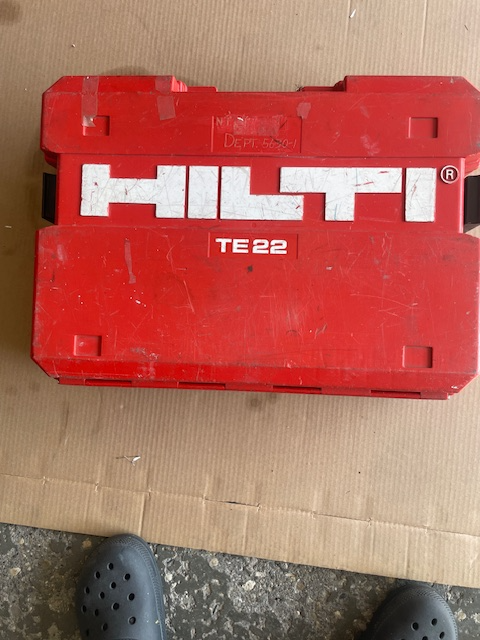 Hilti Hammer Drill in Power Tools in Calgary - Image 4