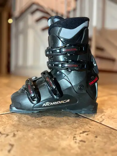 26.5 Nordica ski boots (US 8.5 men's, 9.5 woman's), View more