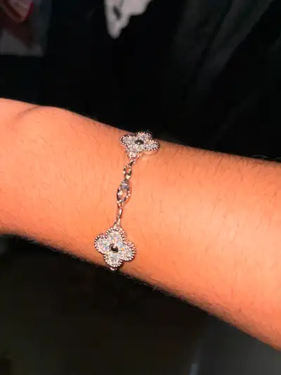 Van cleef and Arpels bracelet, View more