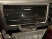  Hamilton Beach toaster oven