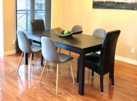 IKEA extendable dining table (bjursta)
