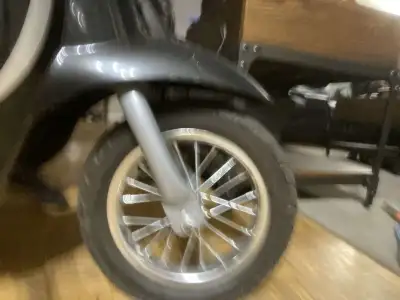 Needs a (2 of v12 battery) everything else works fine