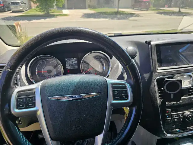Chrysler Town & Country503112475397990406