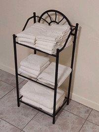 Porte-serviettes en métal noir mat