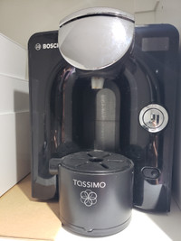 Tassimo Coffee Machine with pod holder