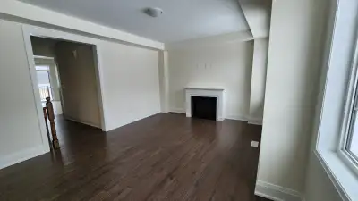 Brand New 5 Bed Rooms Town House for FAMILY –BRAMPTON L7A 0B8