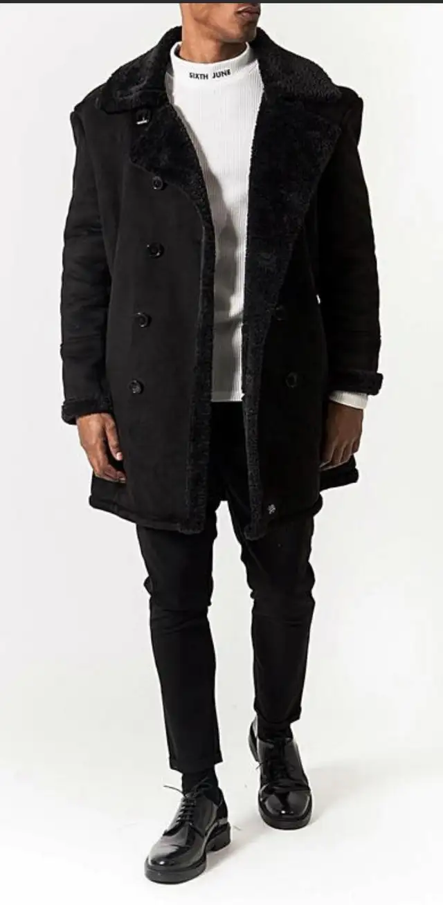 Sixth June : Black Shearling Coat / Jacket in Men's in City of Toronto - Image 9