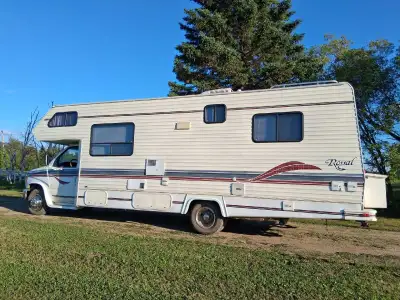 1994 C Class motorhome in good shape, has a lot of work done to it , new batteries tires brakes. Sle...