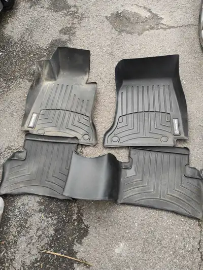 WeatherTech Mercedes-Benz C300 2014-2021