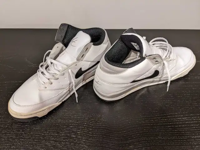 Nike Air Flight Classic Men Size 12 Sneaker ShoesWhite Grey  in Men's Shoes in Oshawa / Durham Region - Image 5