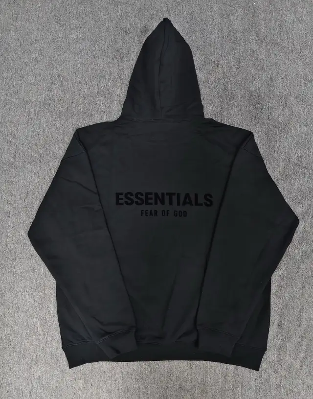 ESSENTIALS Fear of God Black Hoodie in Men's in Oakville / Halton Region - Image 4