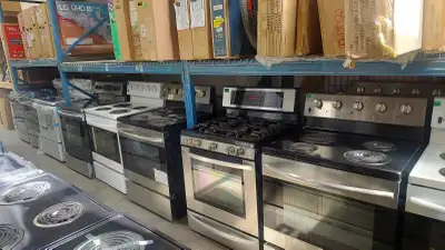 Stoves & Ranges Sale in Canada | GE, Frigidaire, Cafe, Induction, View more