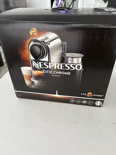 Nespresso Citiz Chrome with Milk frother, View more
