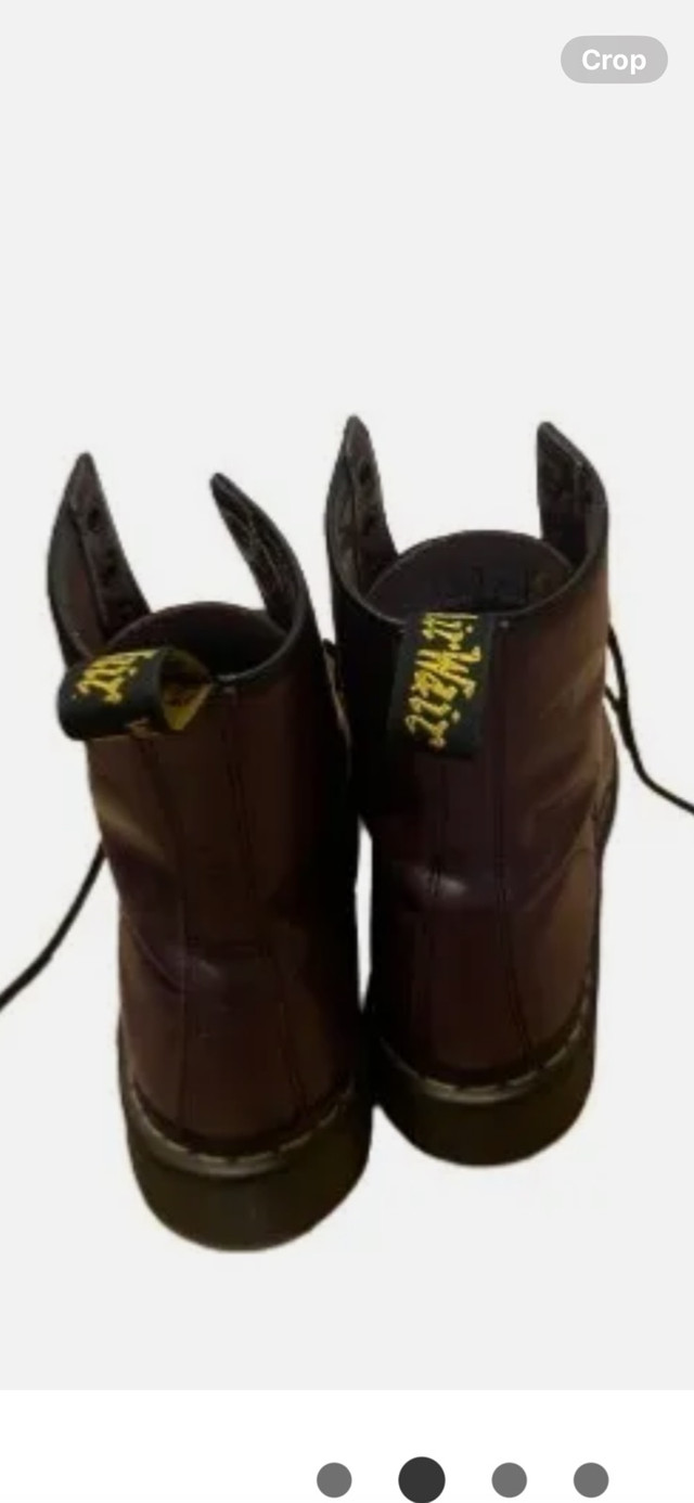 Dr. Martens Doc AirWair 1460 AW004 CASTEL VELVET boots Uk 8 Eu 4 in Women's - Shoes in Kitchener / Waterloo - Image 2