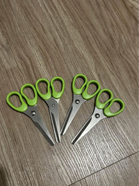 Ikea kids scissors (4 pairs)