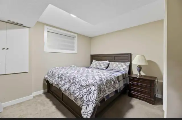 A newly built one bedroom Basement For rent in Savanna